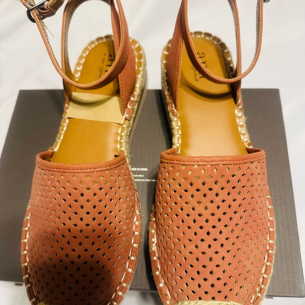 Anna Coral Espadrille Flats - Picture 5 of 6